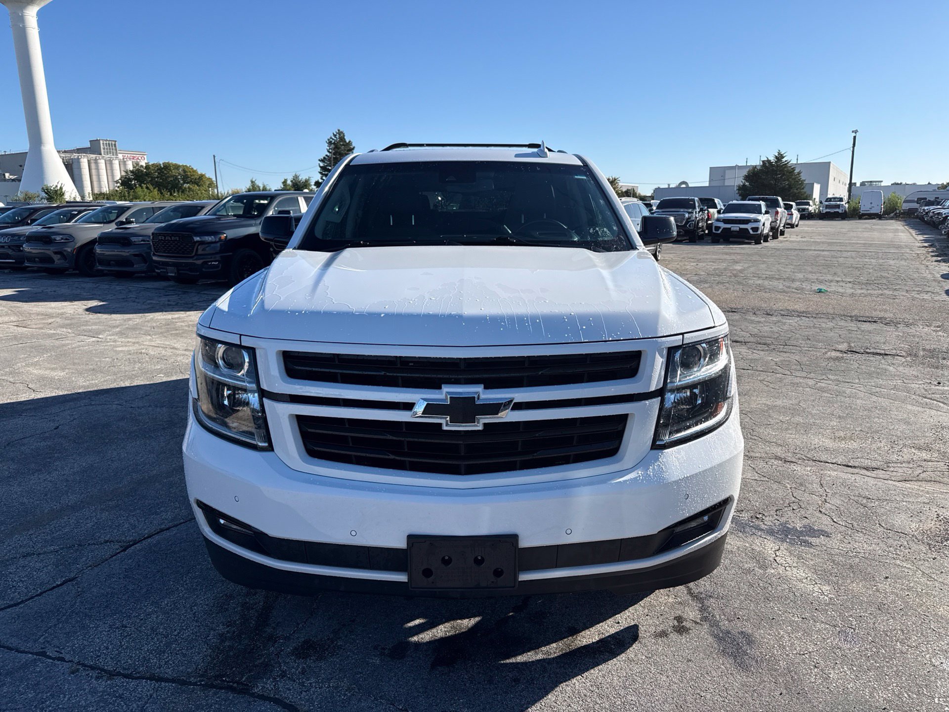 Used 2018 Chevrolet Tahoe Premier AWD/4WD image 2