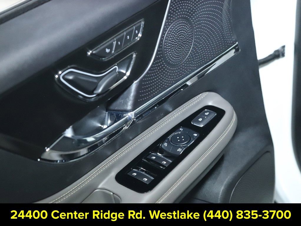 Certified 2023 Lincoln Corsair AWD image 16
