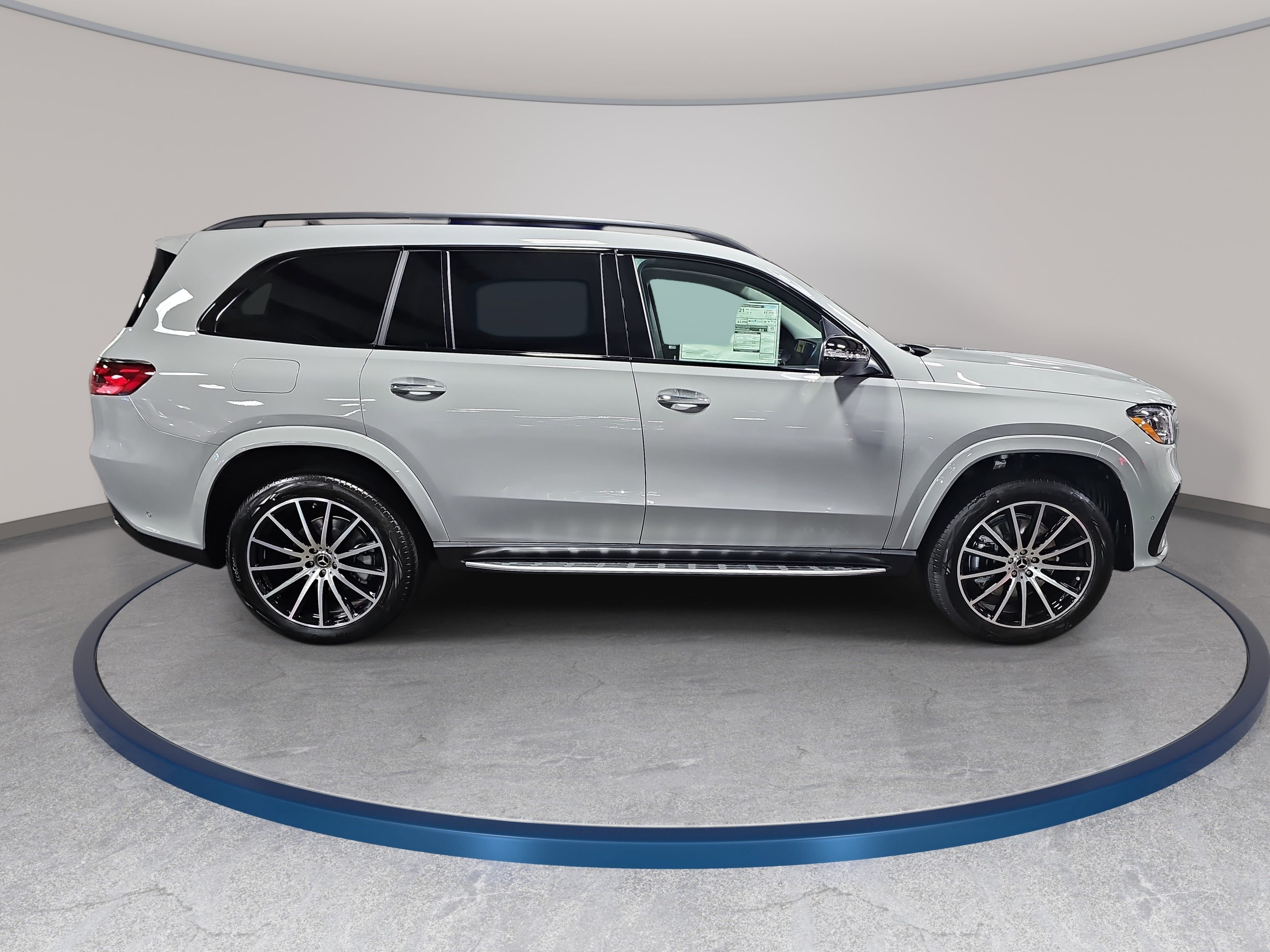 New 2026 Mercedes-Benz GLS 450 4MATIC image 4