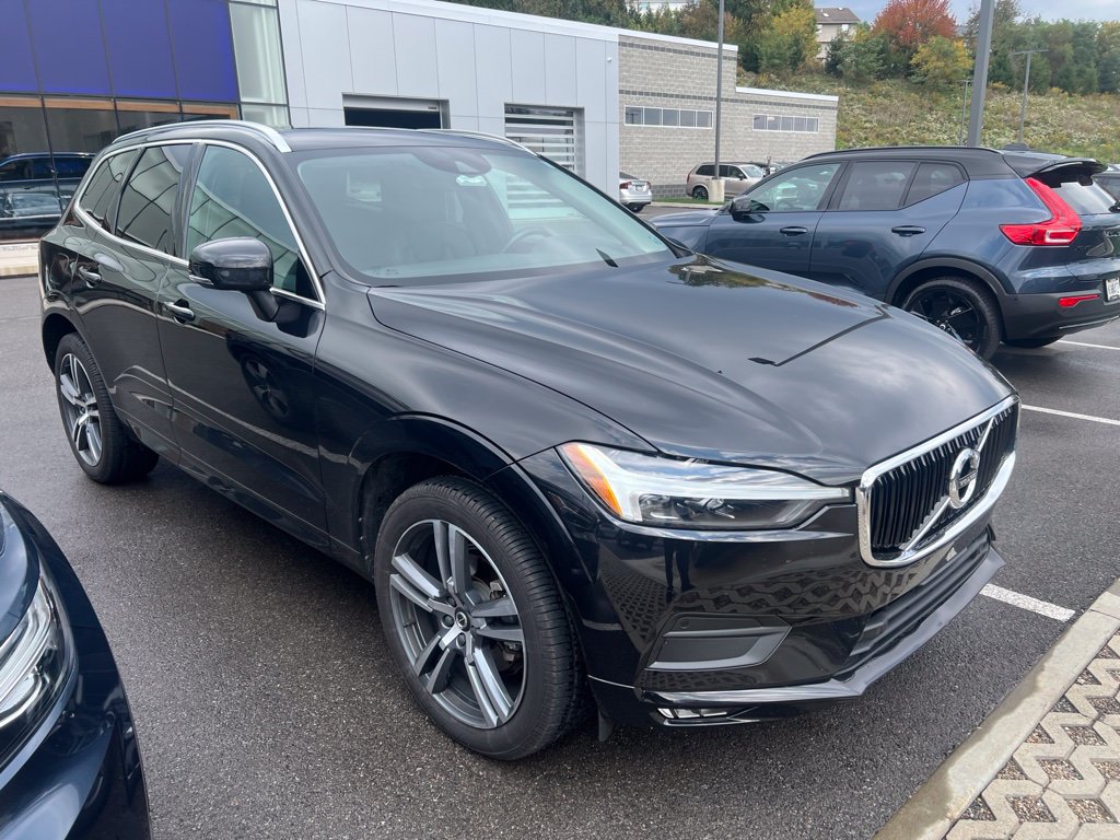 Used 2021 Volvo XC60 T5 Momentum w/ Premium Package AWD/4WD image 9