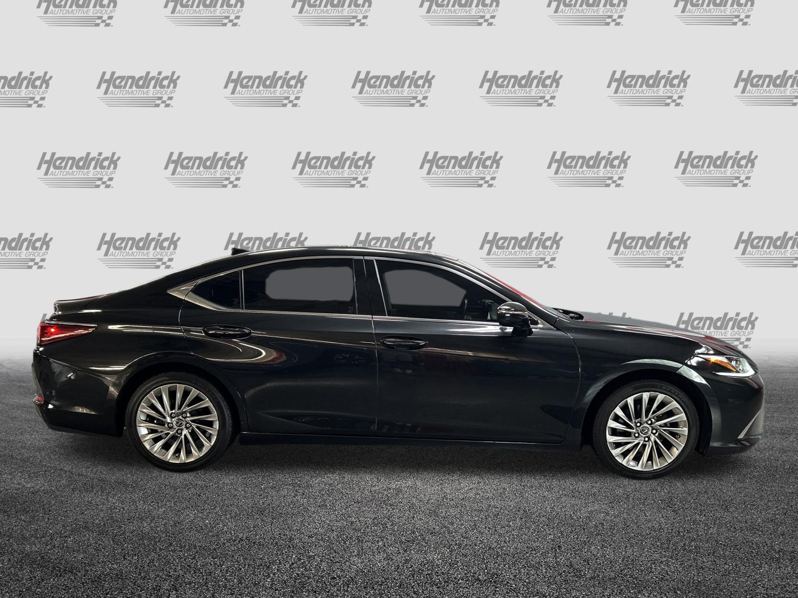 Used 2019 Lexus ES 350 w/ Accessory Package FWD image 11