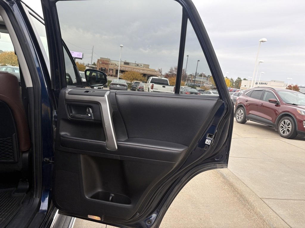 Used 2019 Toyota 4Runner Limited image 33