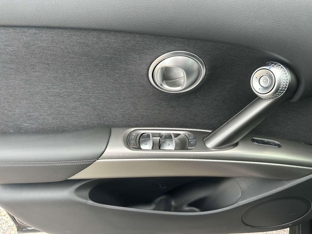 New 2025 Genesis GV60 Advanced AWD/4WD image 15