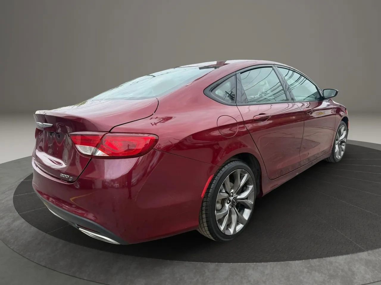Used 2015 Chrysler 200 S w/ Navigation & Sound Group I AWD/4WD image 5