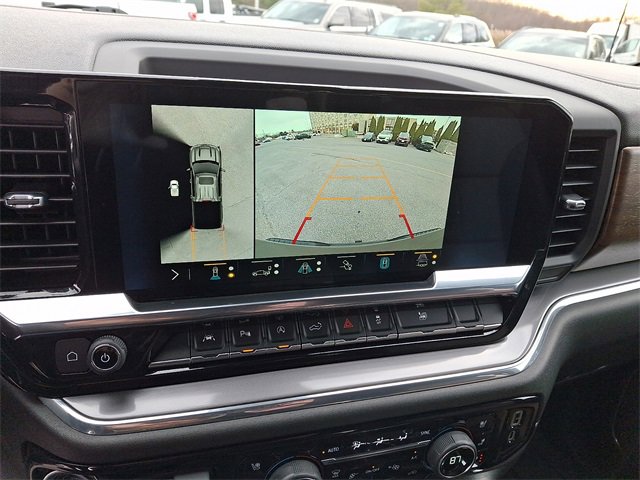 Used 2023 Chevrolet Silverado 1500 High Country image 18