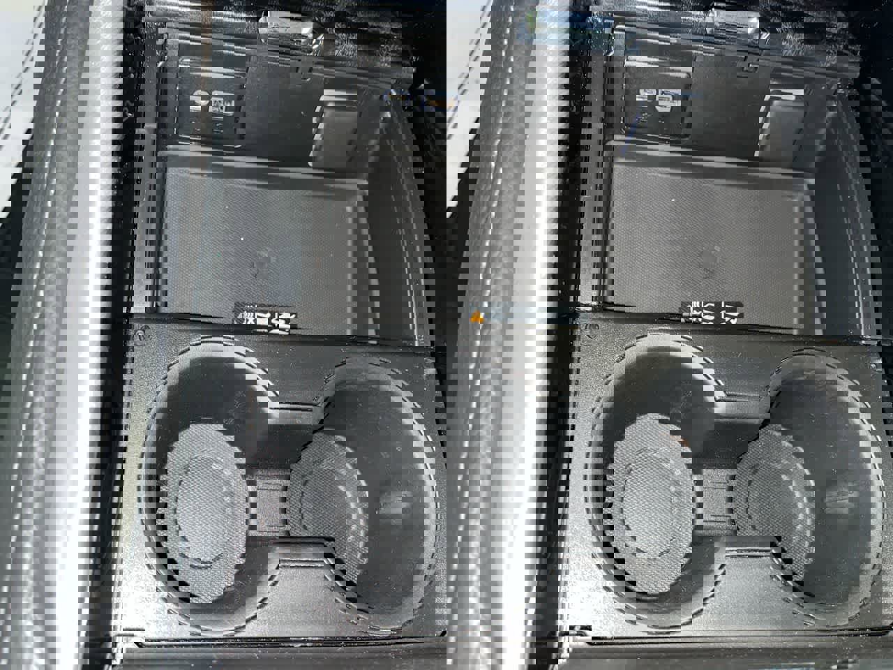 Used 2022 GMC Yukon Denali w/ Denali Ultimate Package image 22