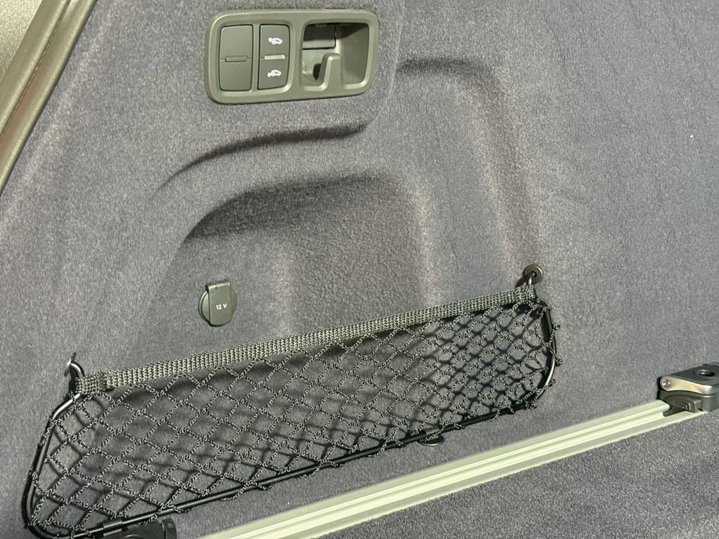 Used 2025 Lamborghini Urus SE image 92