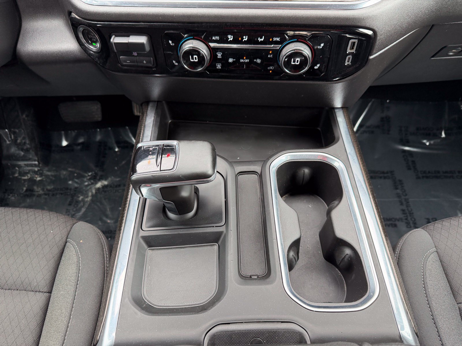 Used 2024 Chevrolet Silverado 1500 LT Trail Boss w/ Protection Package AWD/4WD image 15