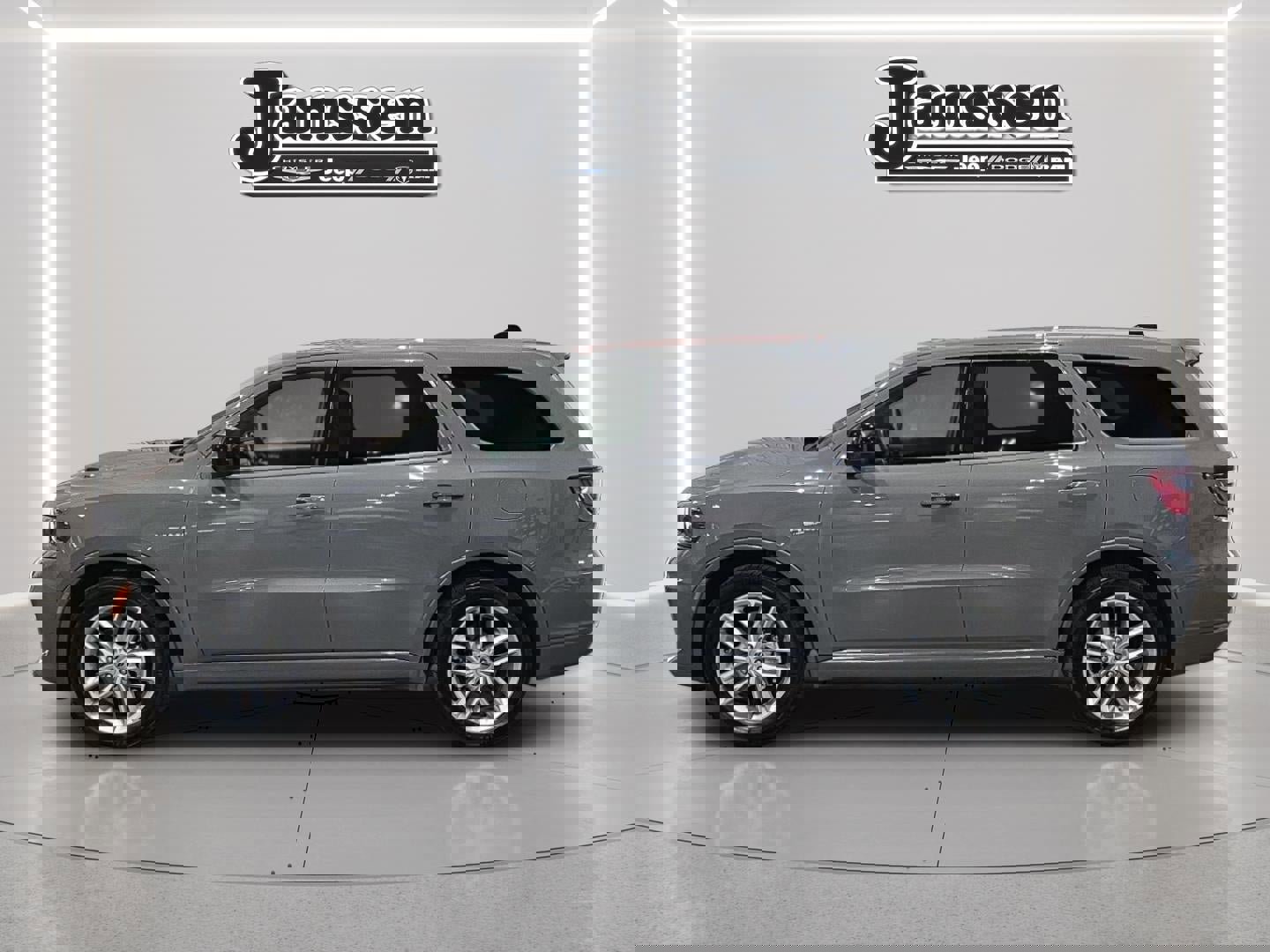 Used 2023 Dodge Durango R/T image 2