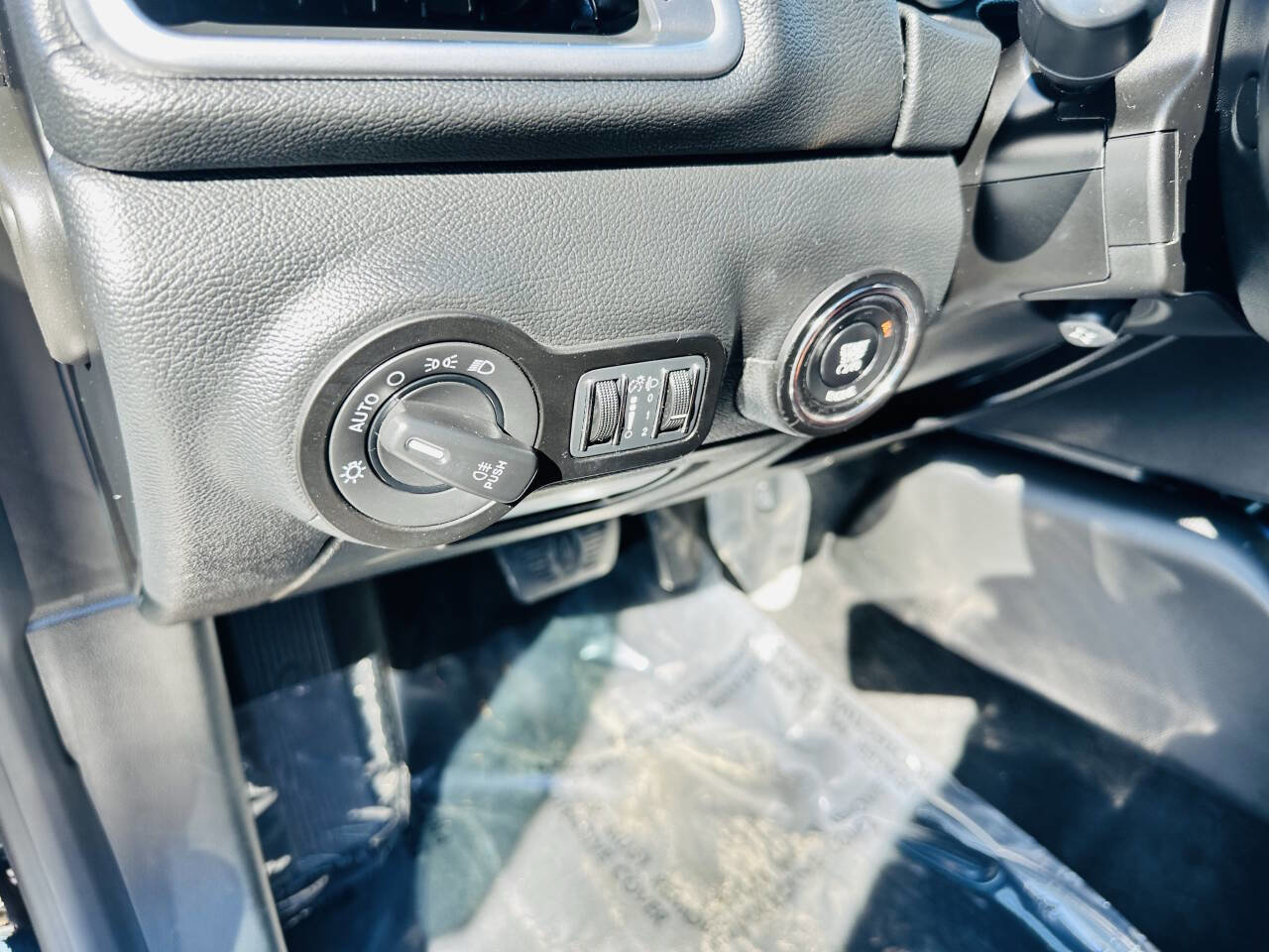 Used 2016 Maserati Ghibli RWD image 10