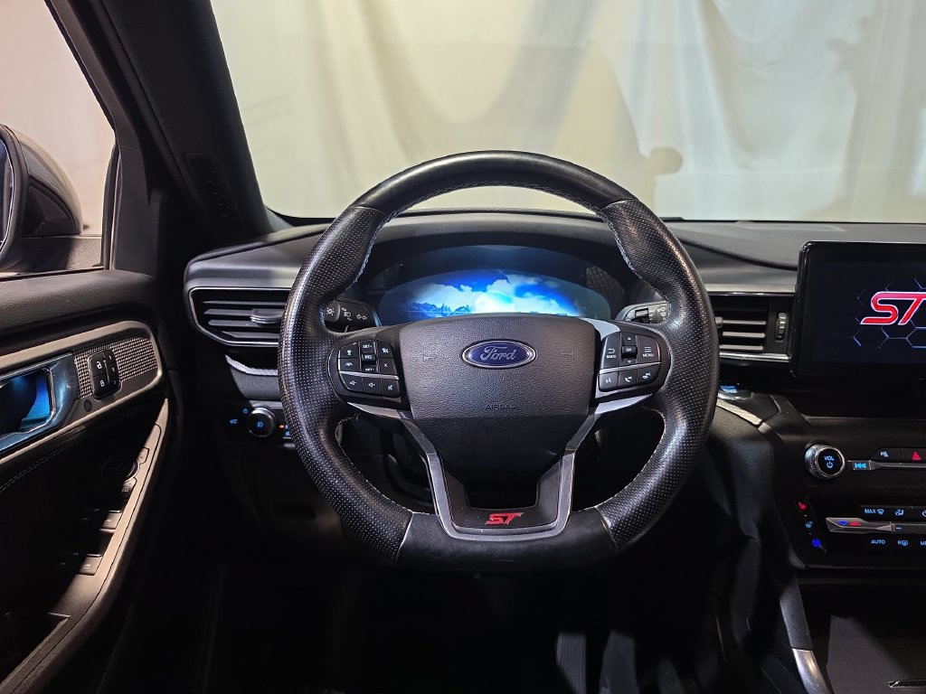 Used 2020 Ford Explorer ST AWD/4WD image 11