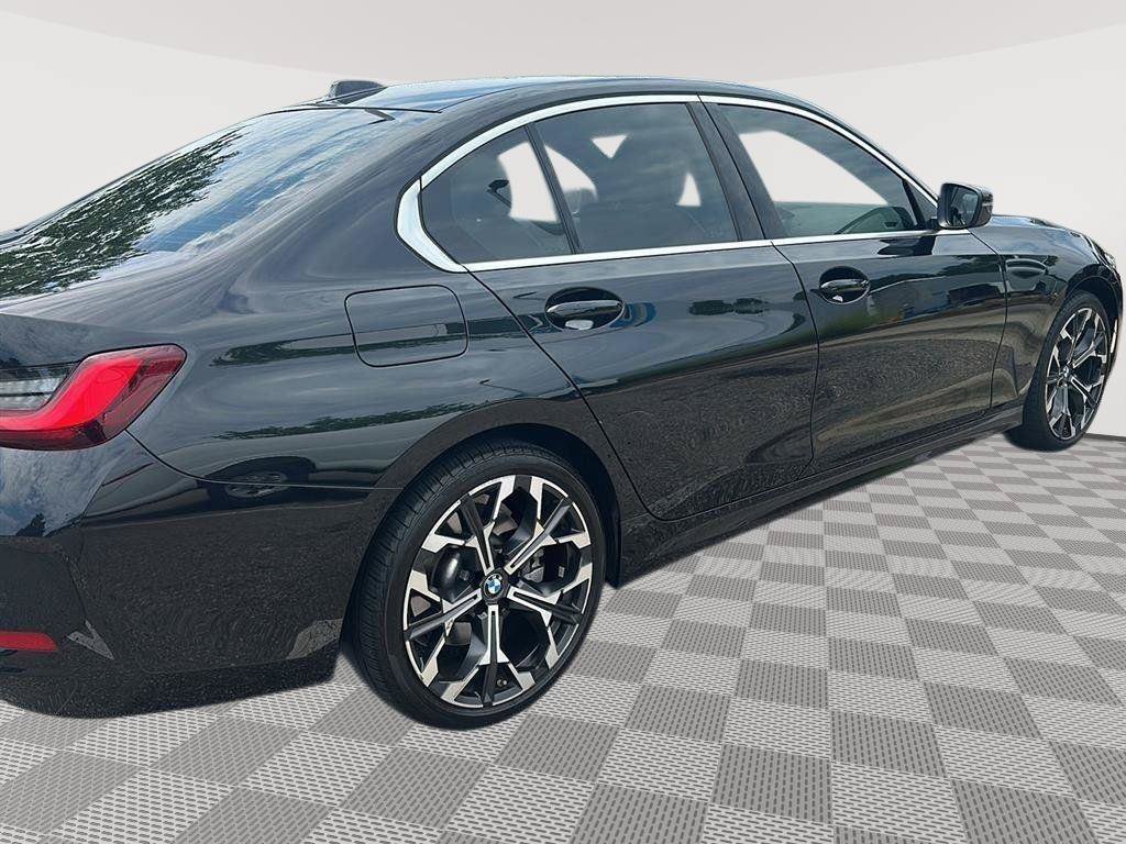 Used 2025 BMW 330i Sedan w/ Premium Package RWD image 4