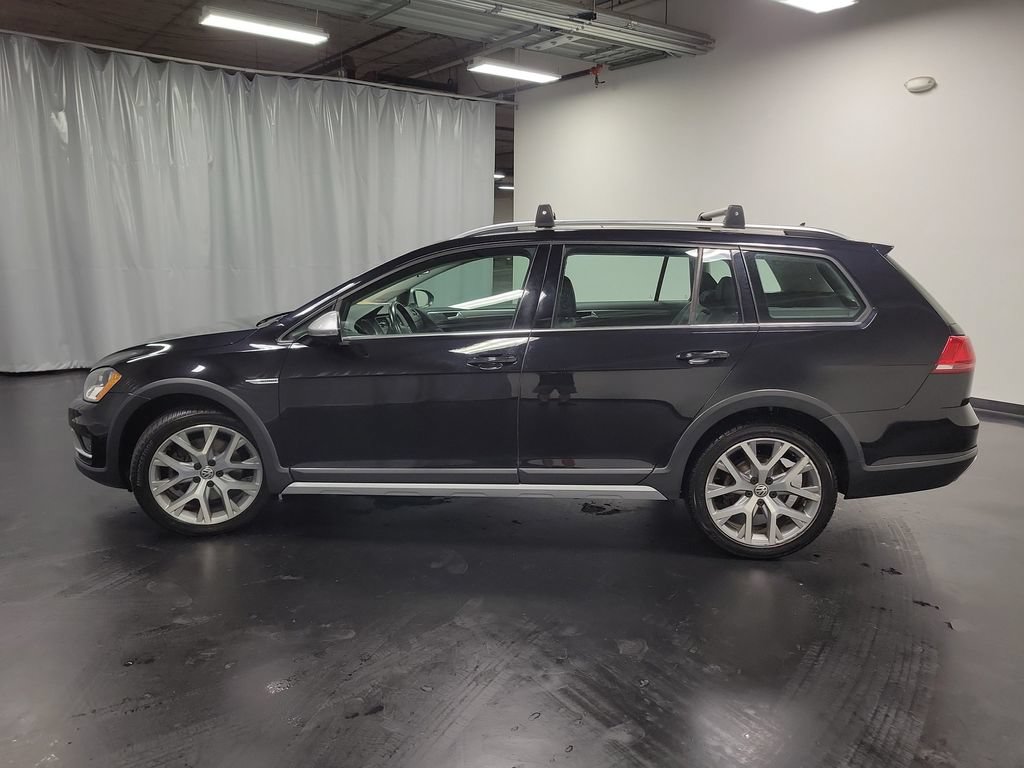 Used 2017 Volkswagen Golf Alltrack SEL AWD/4WD image 6