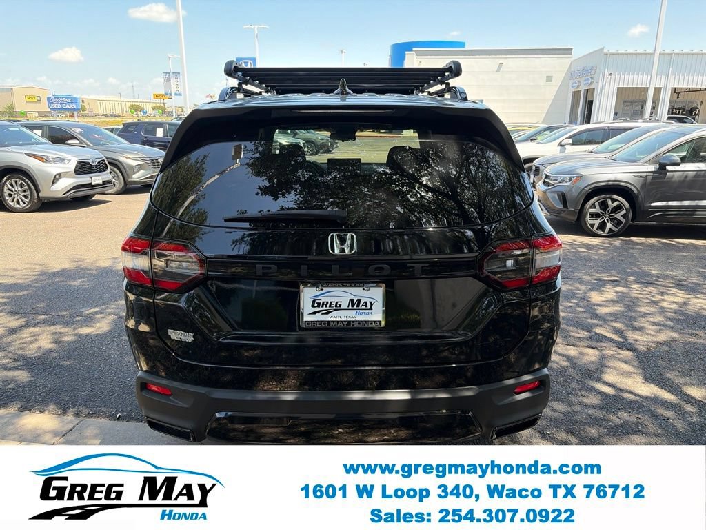 New 2026 Honda Pilot Sport image 6