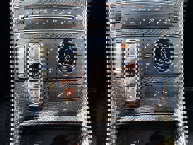 Used 2023 Hyundai Santa Fe SEL w/ Premium Package image 35