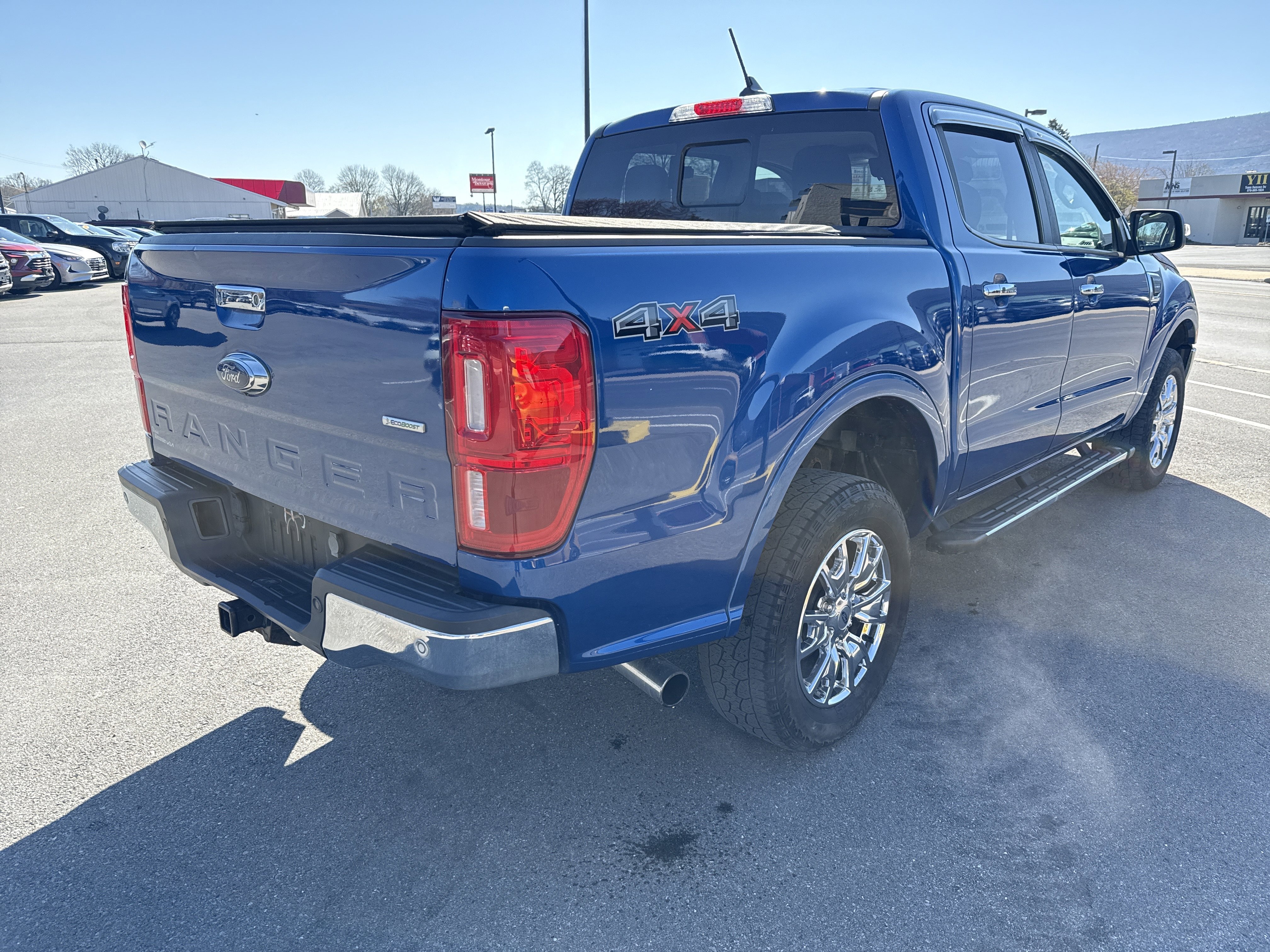 Used 2020 Ford Ranger Lariat w/ Equipment Group 501A Mid image 3