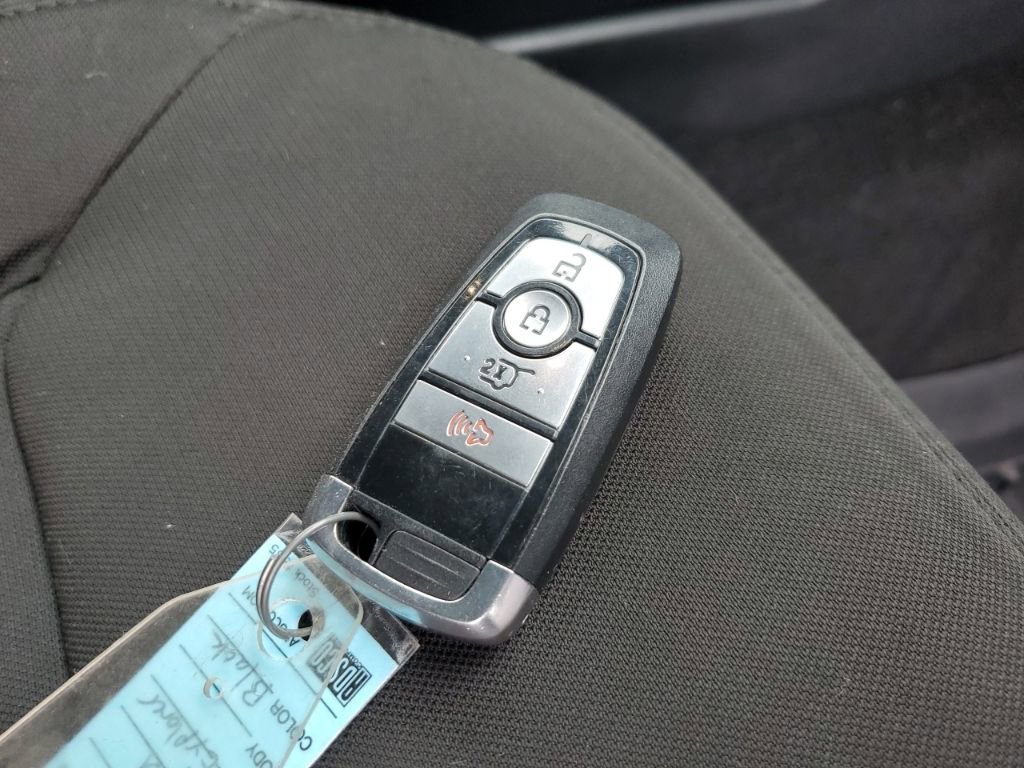 Used 2020 Ford Explorer XLT w/ Comfort Package image 34