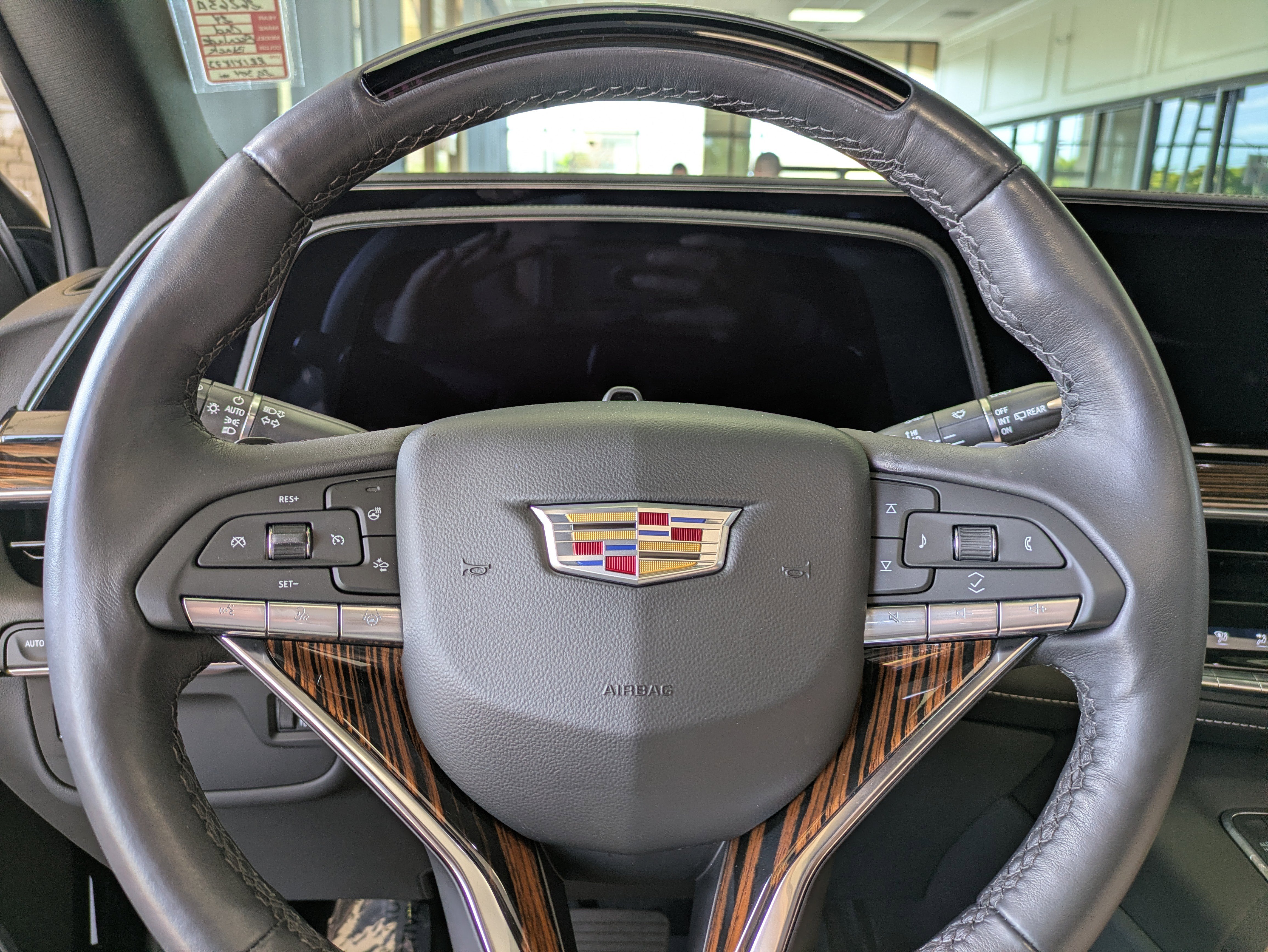 Certified 2024 Cadillac Escalade Premium Luxury AWD/4WD image 27