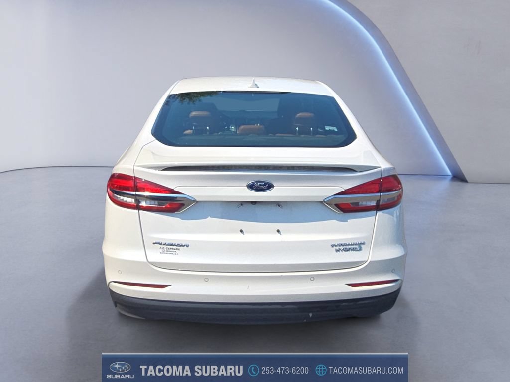 Used 2019 Ford Fusion Titanium FWD image 4