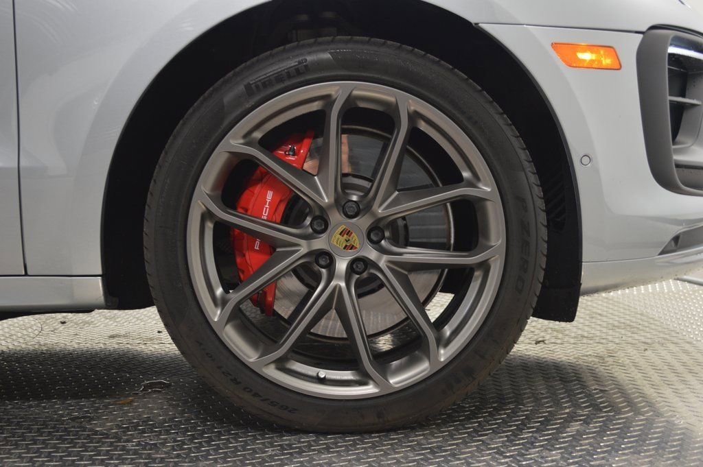 Certified 2023 Porsche Macan GTS AWD/4WD image 16