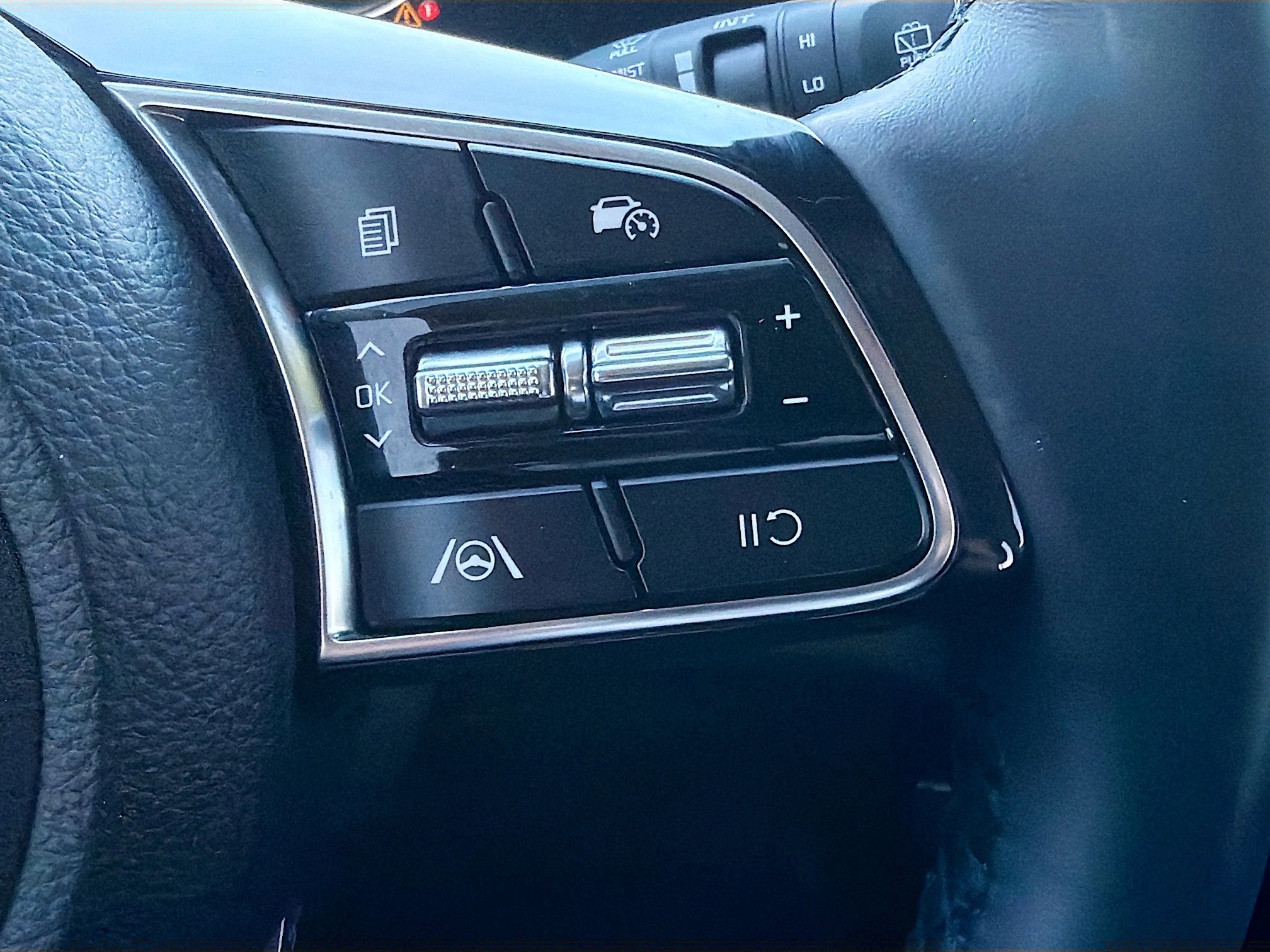 Used 2024 Kia Seltos S image 35