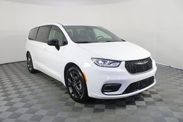 New 2026 Chrysler Pacifica Select image 28