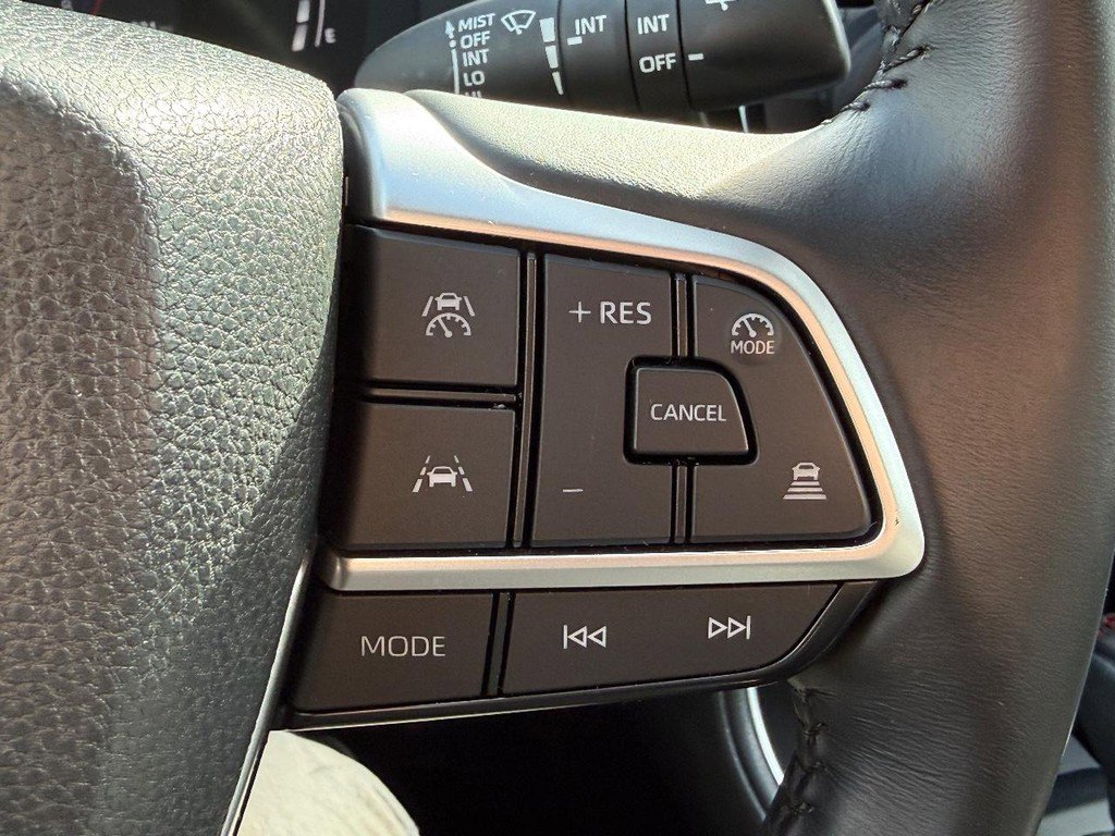 Certified 2025 Toyota Grand Highlander AWD image 18