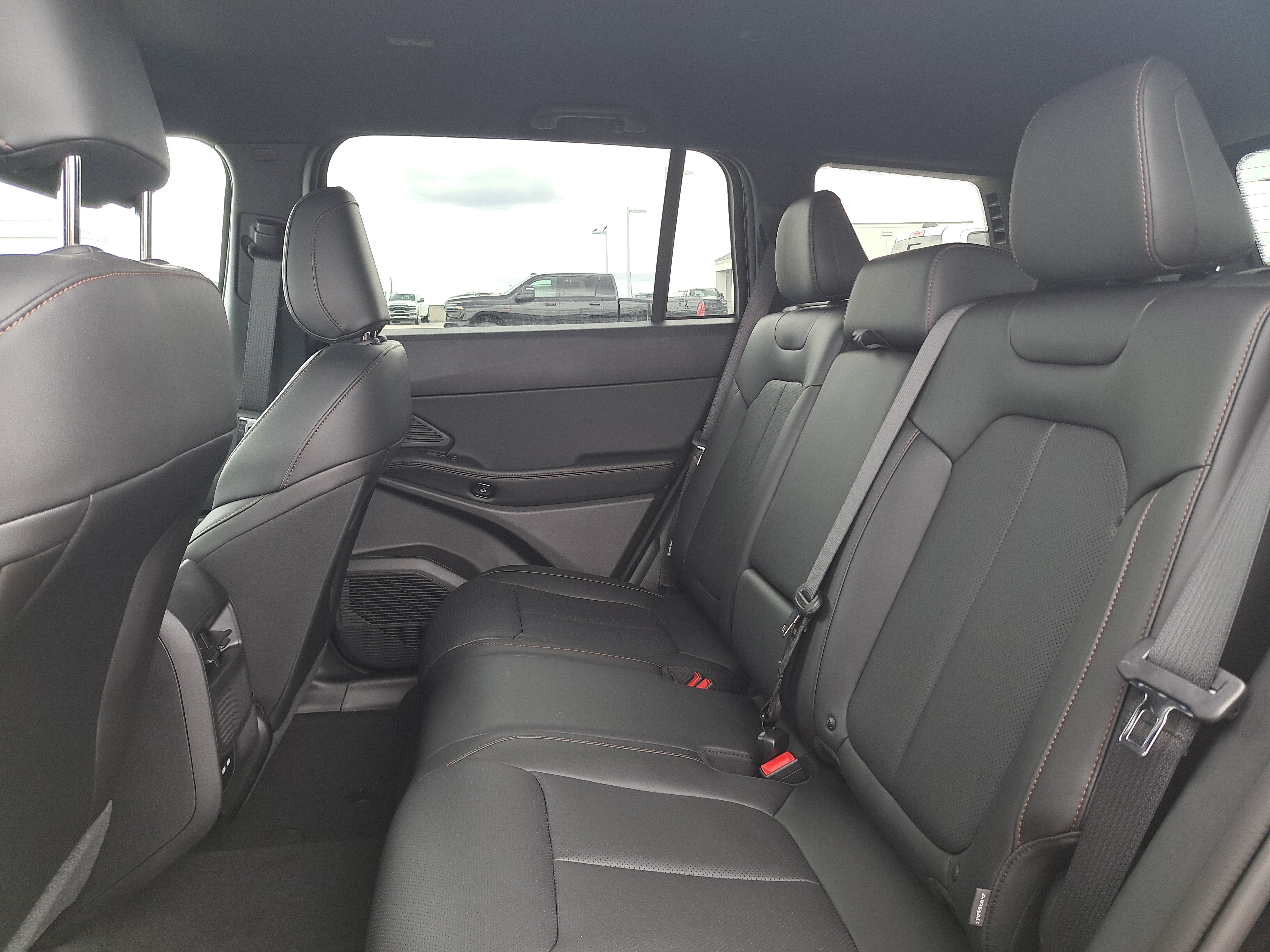 New 2026 Jeep Cherokee Limited AWD/4WD image 9