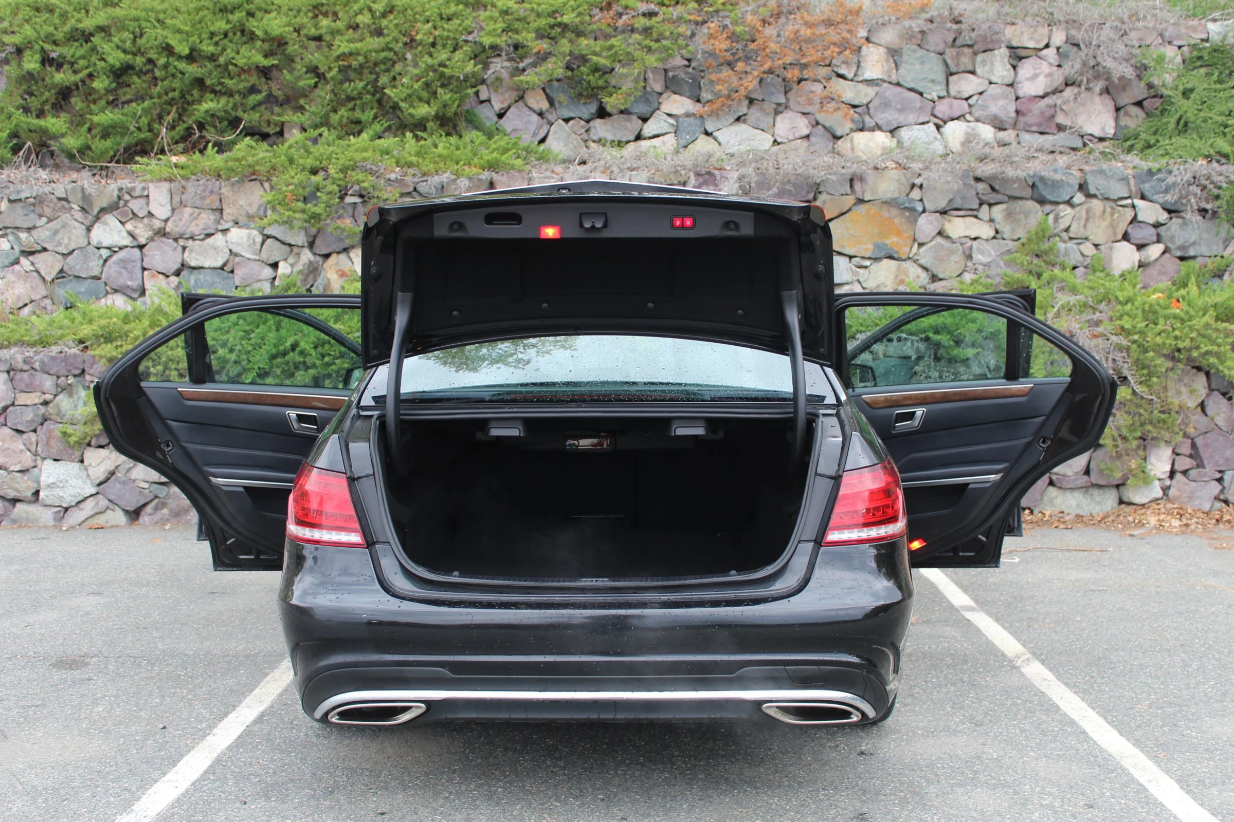 Used 2016 Mercedes-Benz E 350 4MATIC Sedan image 10