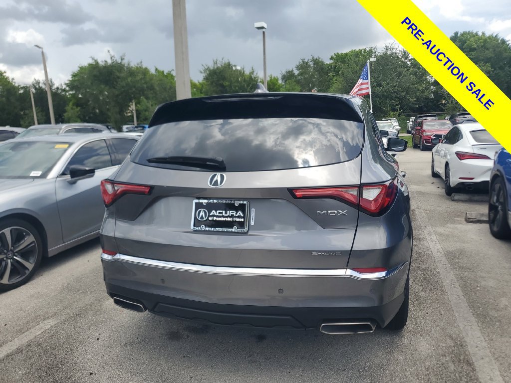 Certified 2024 Acura MDX w/ Technology Package AWD/4WD image 8