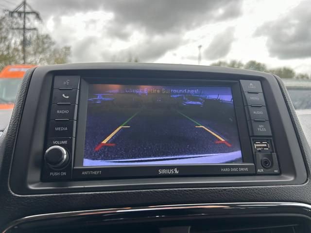 Used 2019 Dodge Grand Caravan SE w/ UConnect Hands-Free Group image 18