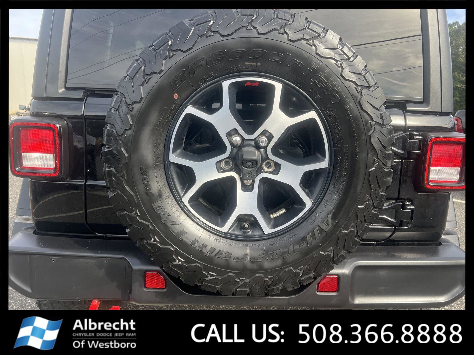 Used 2022 Jeep Wrangler Unlimited Rubicon w/ Cold Weather Group image 33