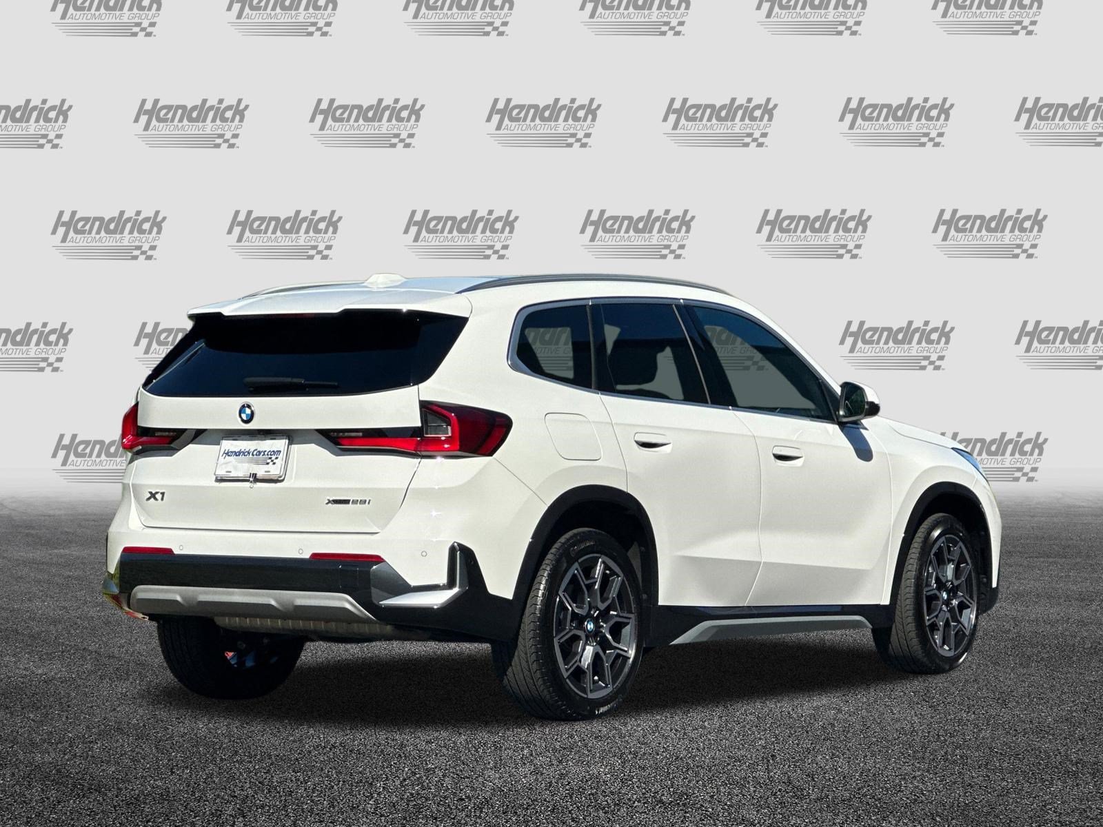 Used 2026 BMW X1 xDrive28i w/ Convenience Package AWD/4WD image 5