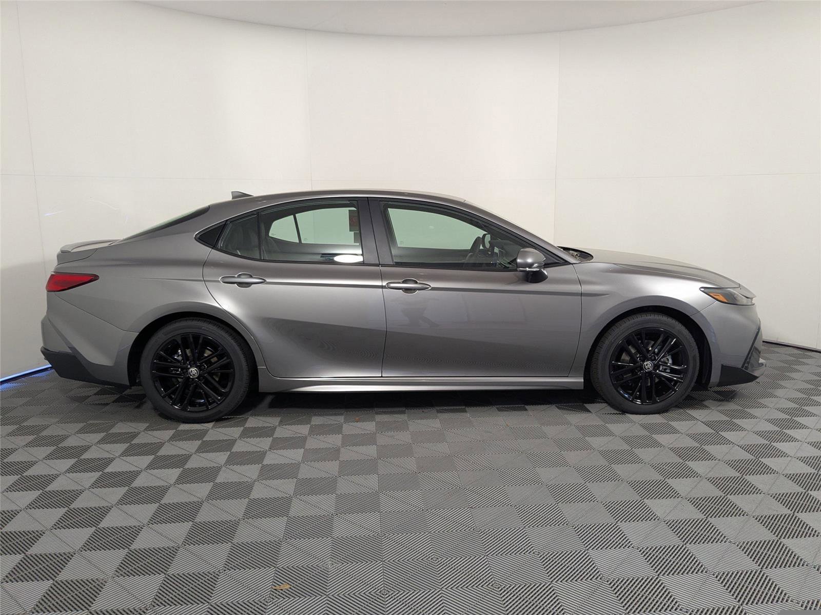 New 2026 Toyota Camry SE image 21