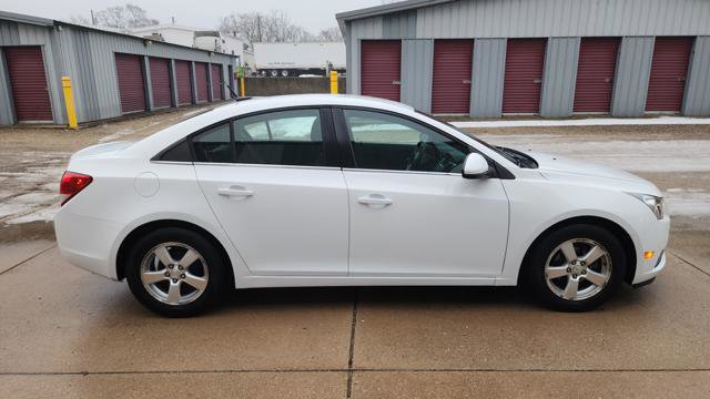 Used 2014 Chevrolet Cruze LT image 4
