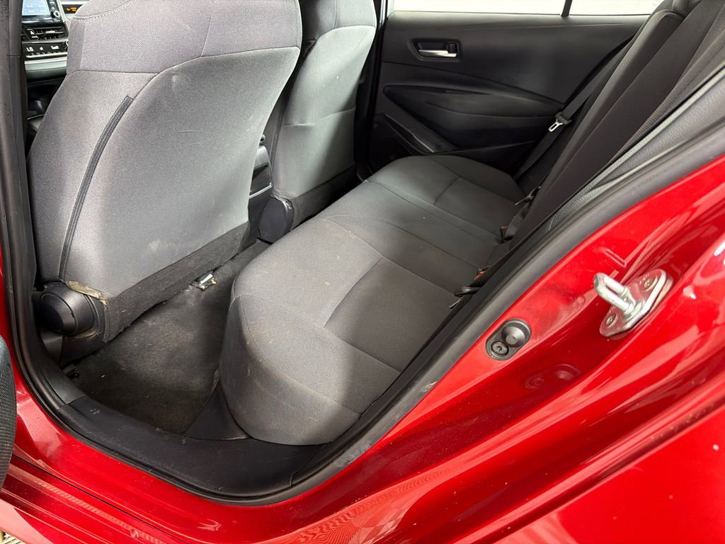 Used 2021 Toyota Corolla LE image 20
