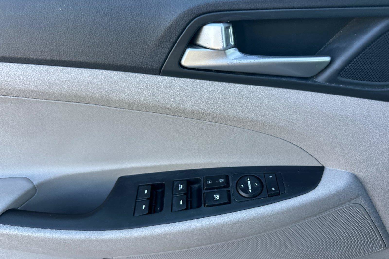 Used 2020 Hyundai Tucson SEL FWD image 10