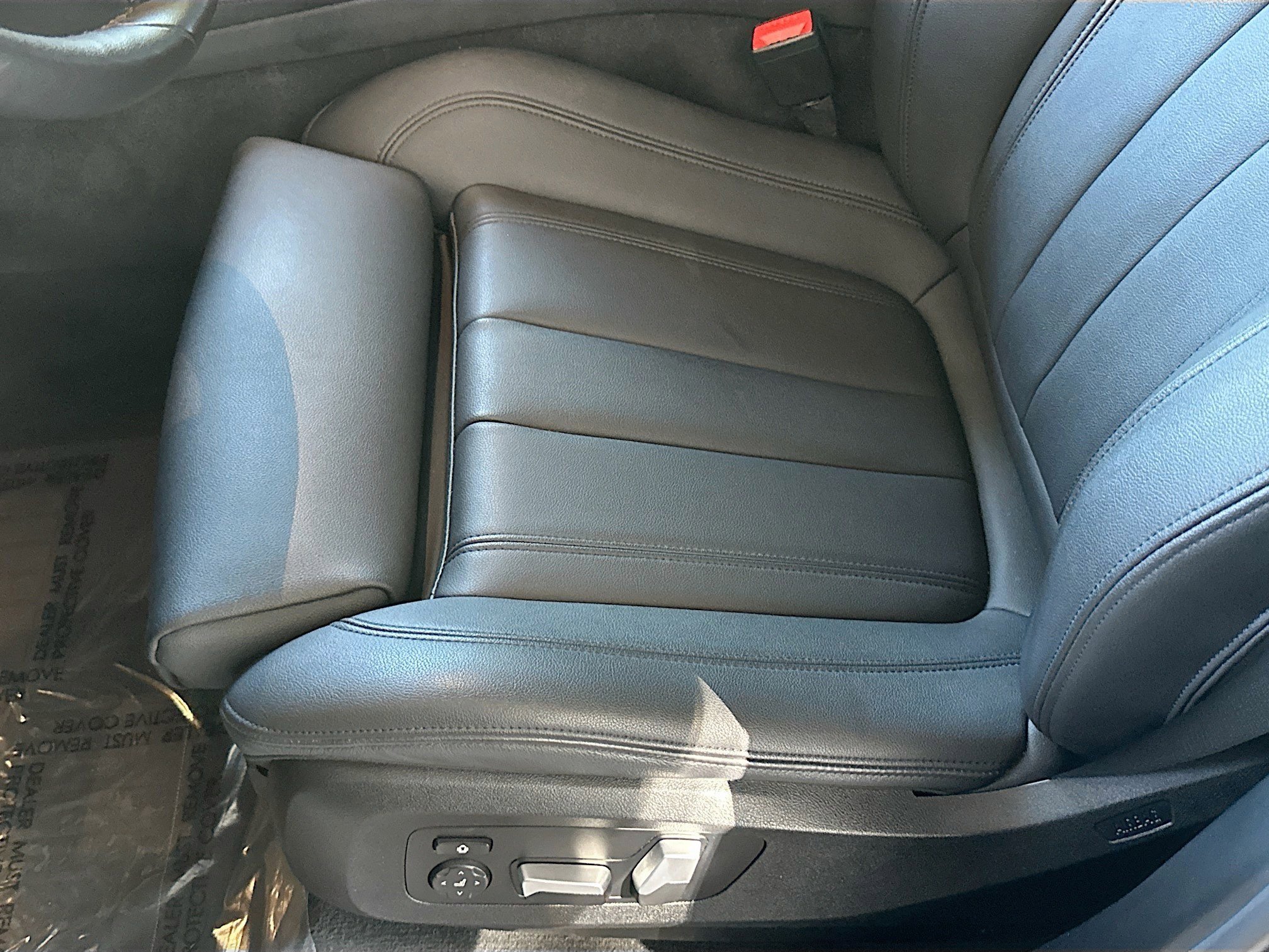 Used 2022 BMW X5 xDrive40i w/ Climate Comfort Package image 19