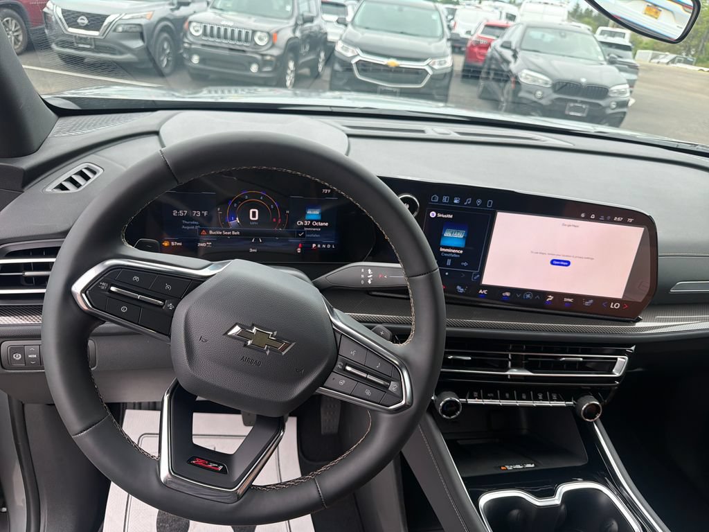 New 2027 Chevrolet Traverse Z71 w/ LPO, Floor Liner Package AWD/4WD image 20