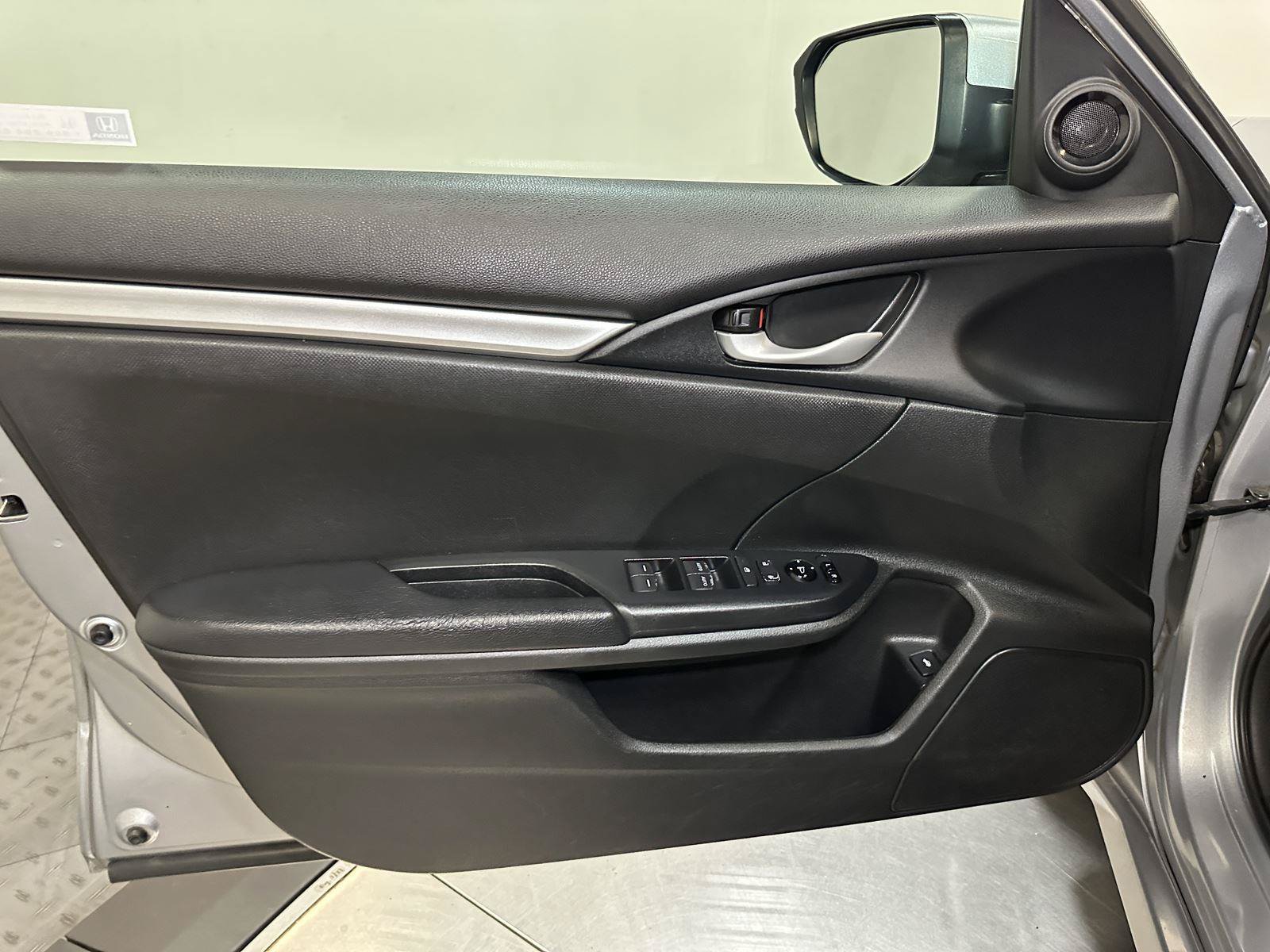 Used 2019 Honda Civic Sport image 20