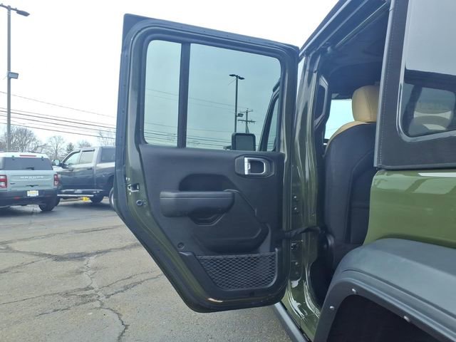 Certified 2023 Jeep Wrangler Unlimited w/ Cold Weather Group image 14