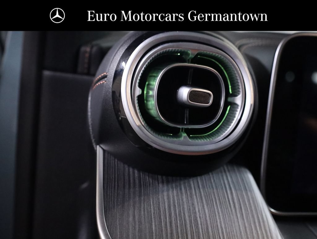 Used 2026 Mercedes-Benz GLC 300 4MATIC image 11