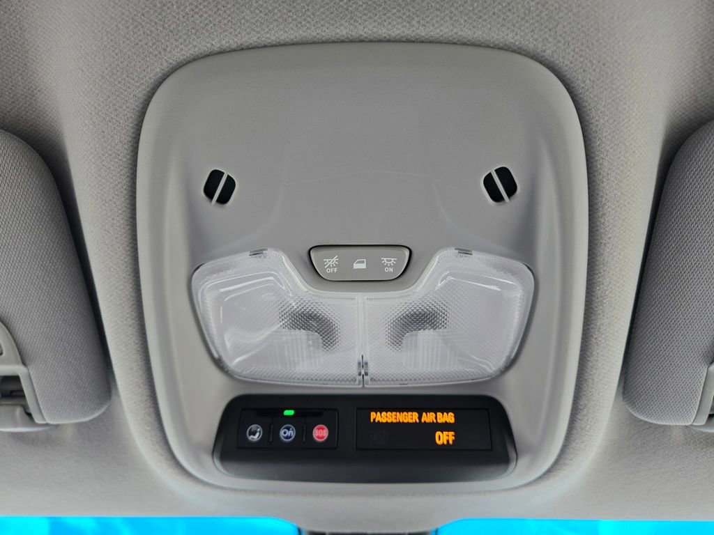 Used 2023 Chevrolet Bolt LT w/ Driver Confidence Package FWD image 33