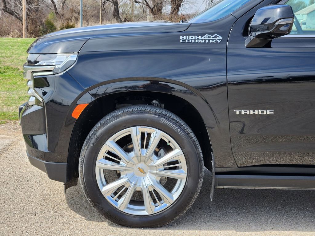 Used 2022 Chevrolet Tahoe High Country AWD/4WD image 8
