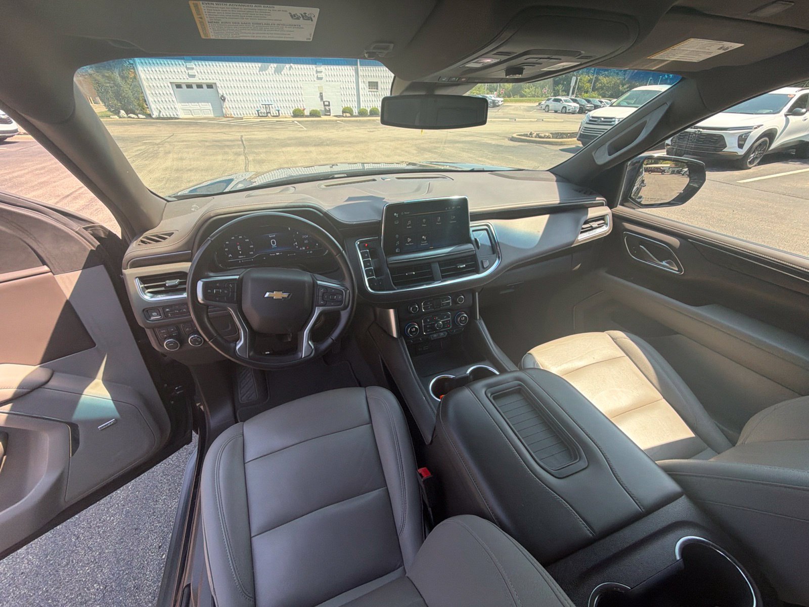 Used 2024 Chevrolet Tahoe LT AWD/4WD image 24