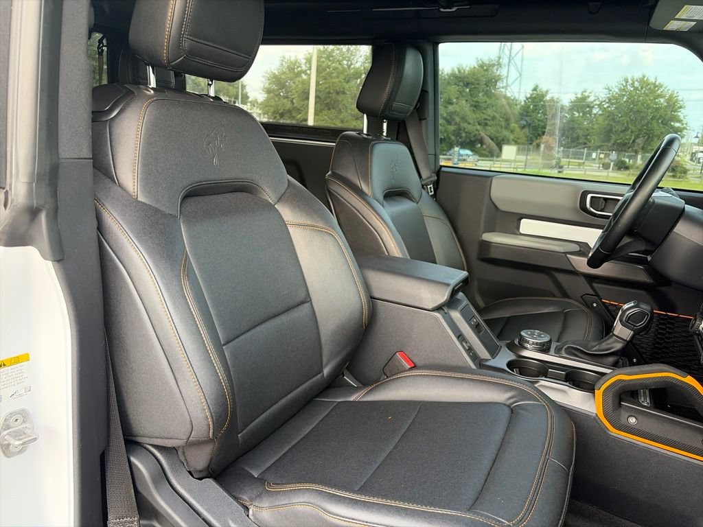 Used 2023 Ford Bronco Badlands w/ Sasquatch Package AWD/4WD image 13