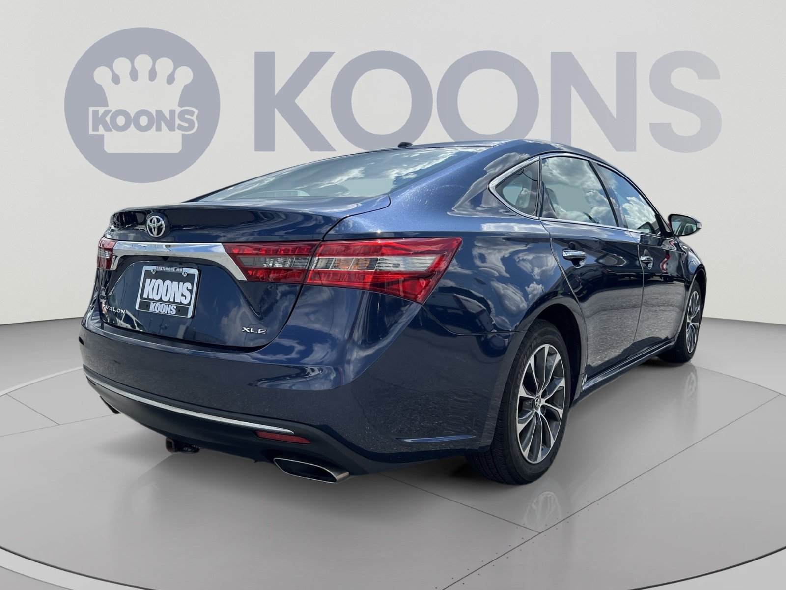 Used 2016 Toyota Avalon Limited FWD image 7