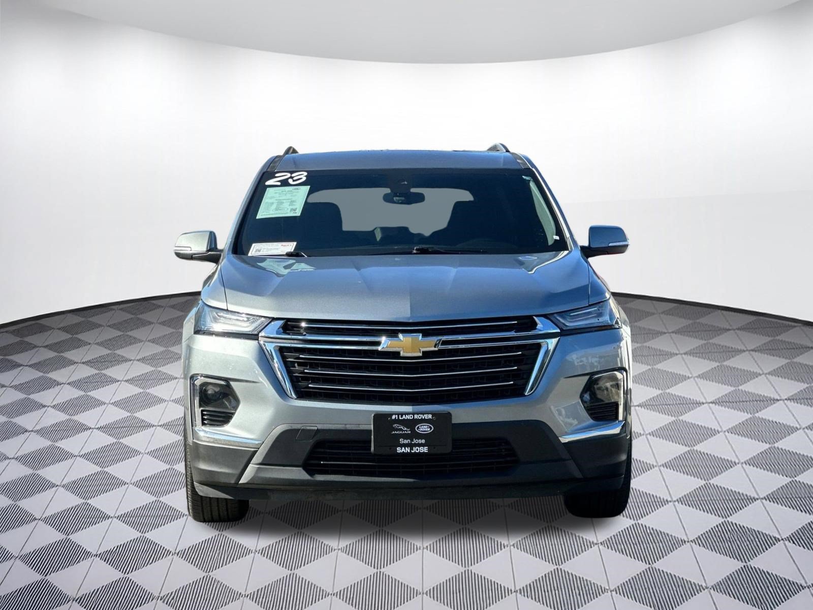 Used 2023 Chevrolet Traverse LT w/ LPO, Cargo Package AWD/4WD image 5
