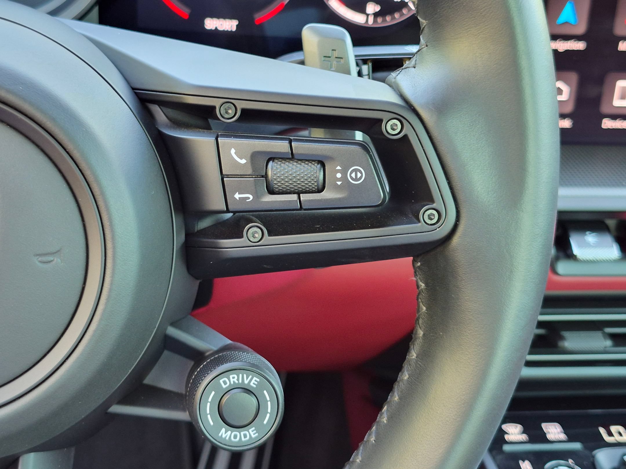 Certified 2024 Porsche 911 Targa 4 GTS AWD/4WD image 10