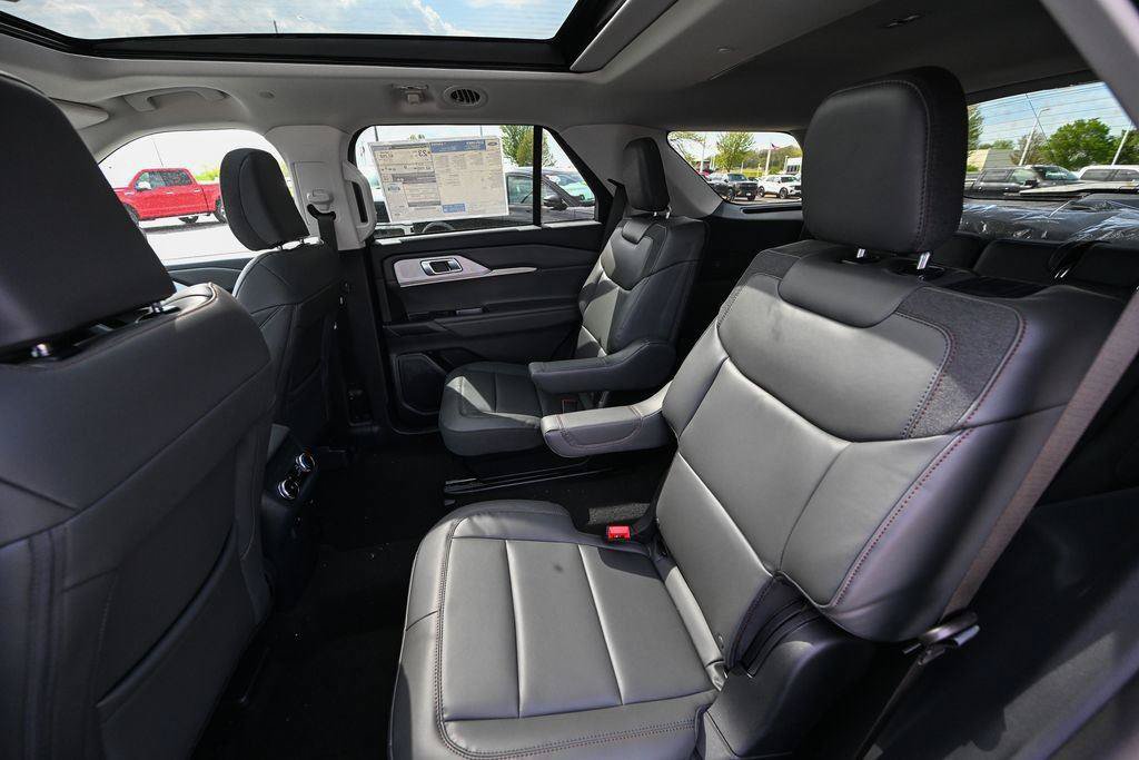 New 2026 Ford Explorer Active w/ Active Comfort Package AWD/4WD image 20